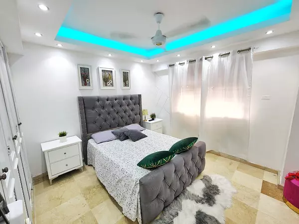 apartamentos - ¡¡Apartamento DE OPORTUNIDAD!! En Naco, Con terraza USD$265,000

- 227mt2. 7