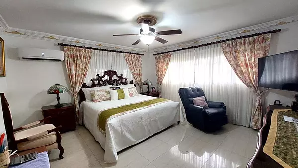 casas - Vendo casa en Julieta Morales  4