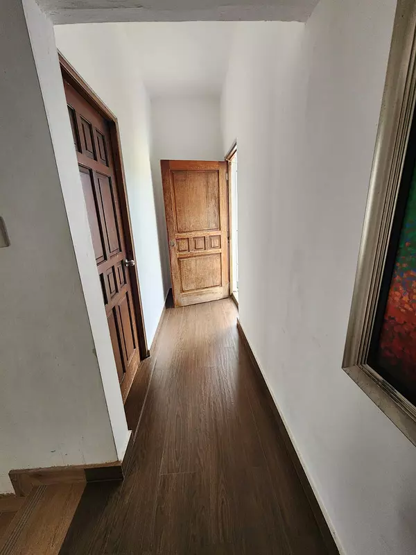 casas - Vendo Casa Avenida Independencia  5