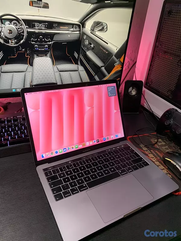 computadoras y laptops - MacBook Pro 2018 16RAM 256SSD TouchBar+TouchID 4