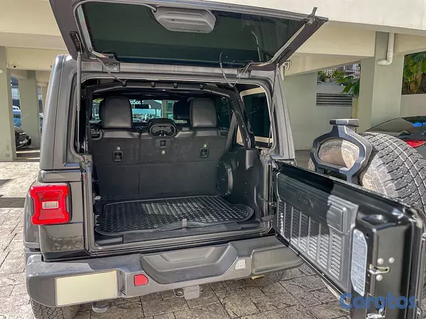 jeepetas y camionetas - Jeep Wrangler Sahara  9