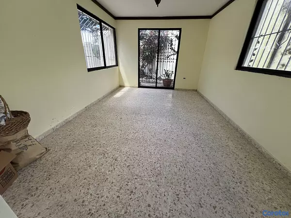 casas - venta de casa en la autopista de san isidro con 332mts Santo Domingo este  8