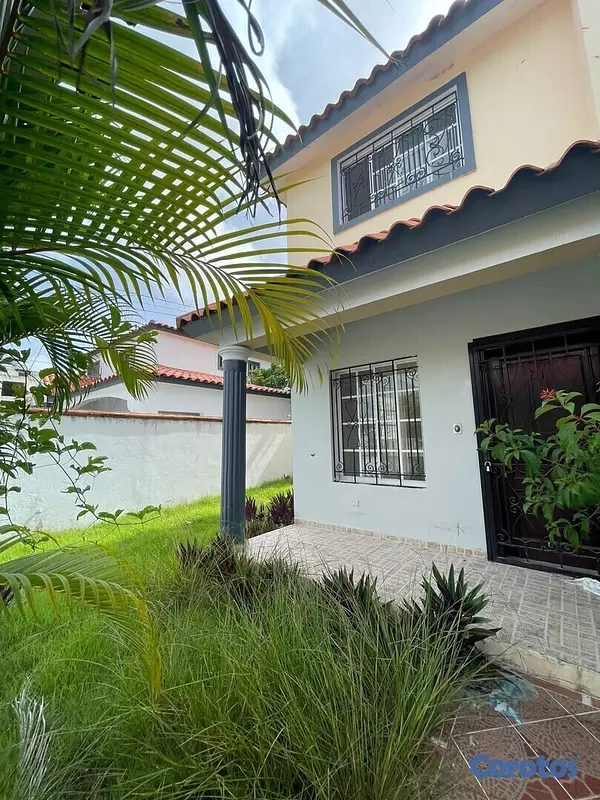 casas - Casa de tus sueños en Pueblo Bávaro, Punta Cana!  1