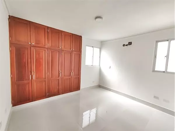 apartamentos - Apartamento de renta en La Rosaleda 8