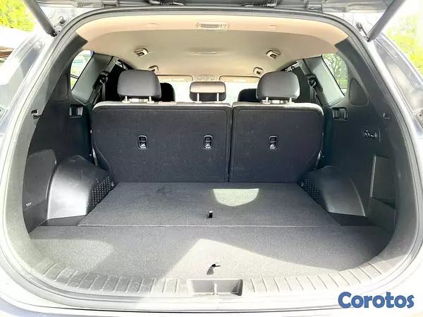 jeepetas y camionetas - HYUNDAI SANTA FE 2020 5