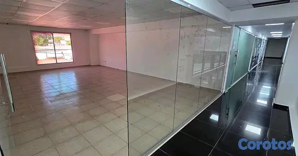oficinas y locales comerciales - local comercial o para oficinas 2do piso plaza comercial  3