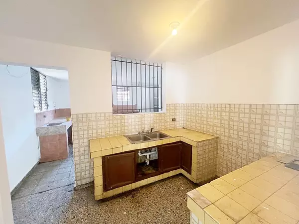 oficinas y locales comerciales - propiedad comercial en Arroyo hondo 10