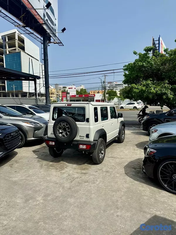 jeepetas y camionetas - Suzuki Jimny GLX 2026 5 Puertas 0KM 6
