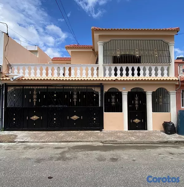 casas - Venta de casa en la autopista de san isidro prado oriental Santo Domingo  8