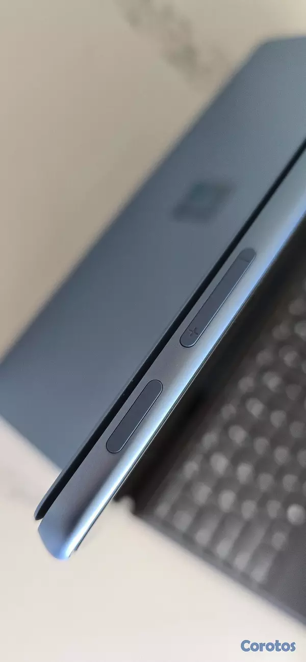 computadoras y laptops - Microsoft Surface pro 11th edition + Lapiz y Tecla 16