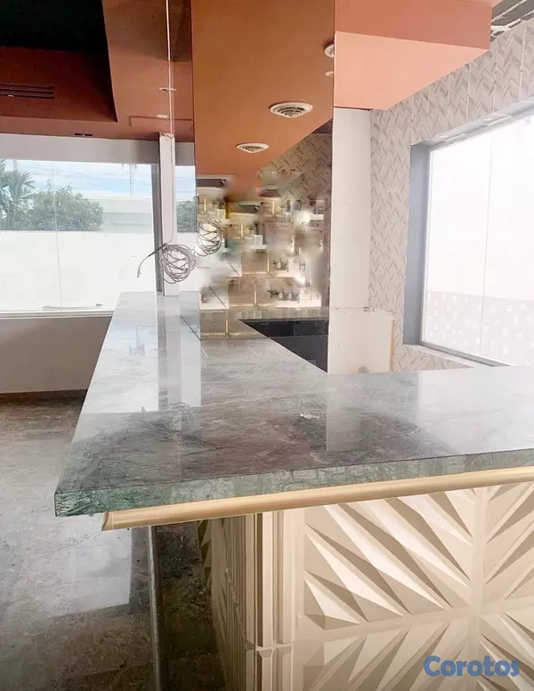 oficinas y locales comerciales - hermoso local en renta  5