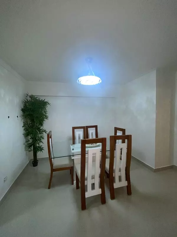 apartamentos - 🚨Apartamento en venta🚨 El cacique 3er nivel
 5