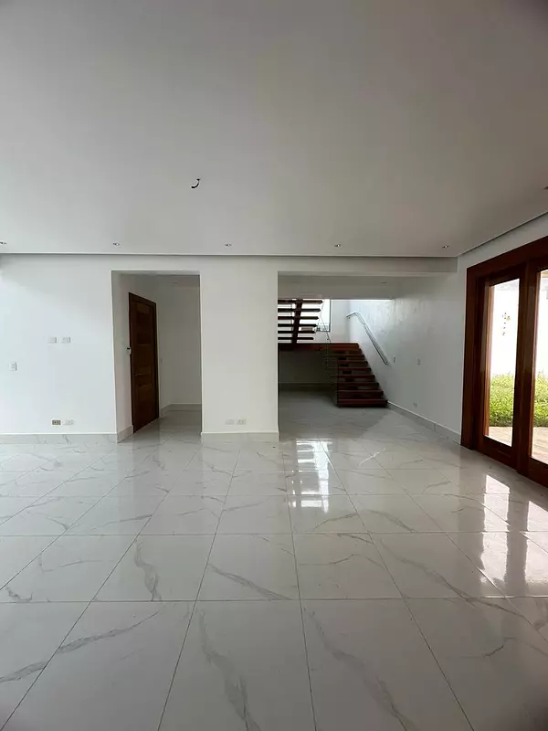 casas - Se Vende Casa Moderna en Llanos de Gurabo 7