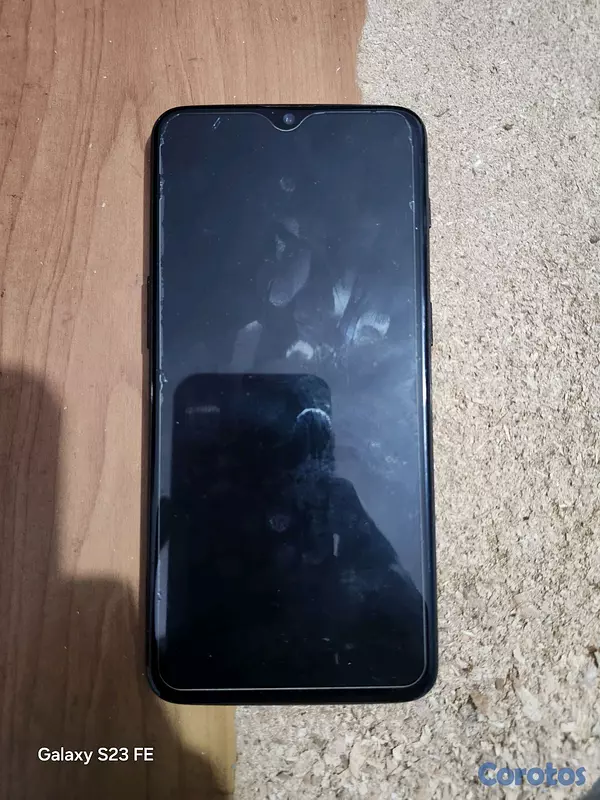 celulares y tabletas - Vendo OnePlus 6T desbloqueado 2
