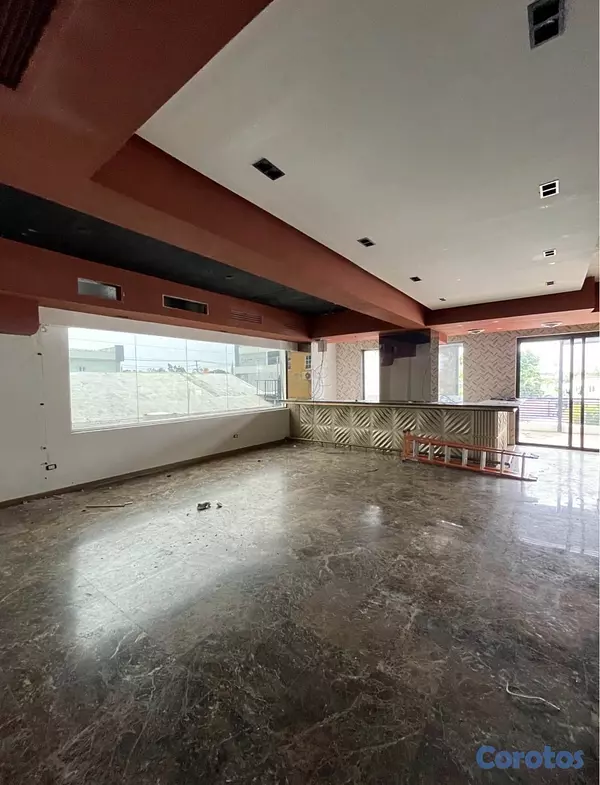oficinas y locales comerciales - hermoso local en renta  2