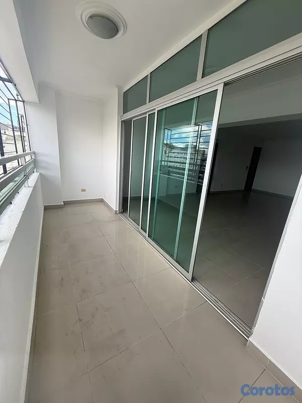 apartamentos - Apartamento en Alquiler - Bella Vista |
Amplio y Cómodo.  19