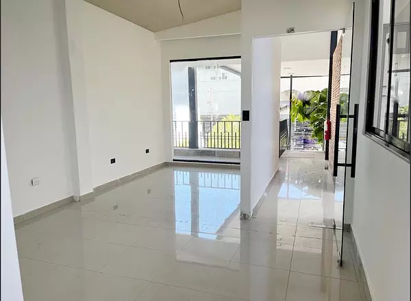 oficinas y locales comerciales - Local Piantini 2