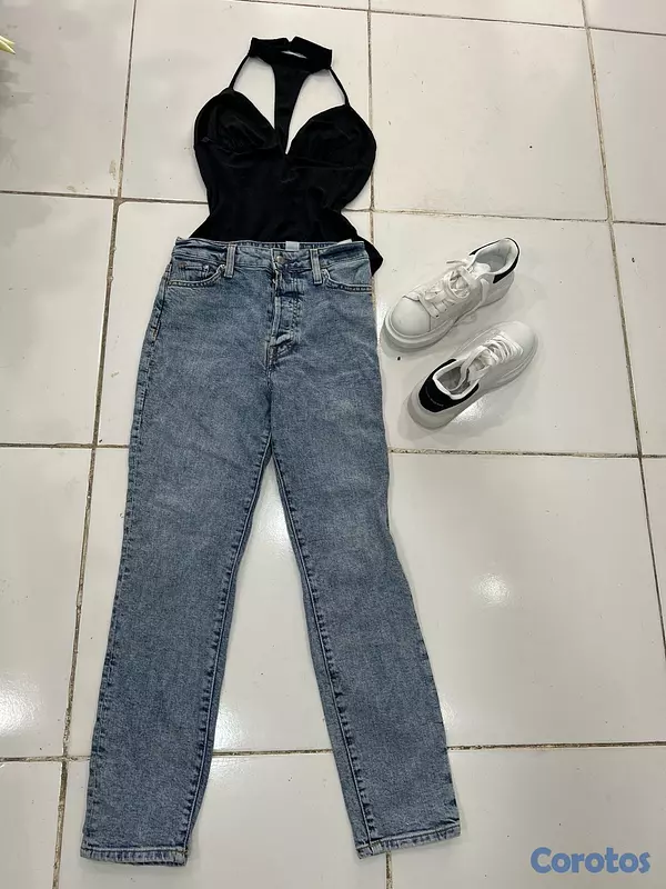 ropa para mujer - Venta de Caja de Ropa de Hombre y de Mujer incluye zapatos , tenis , Tacones  8