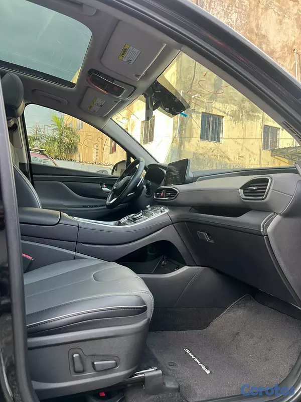 jeepetas y camionetas - Hyundai Santa Fe Limited 2023 8