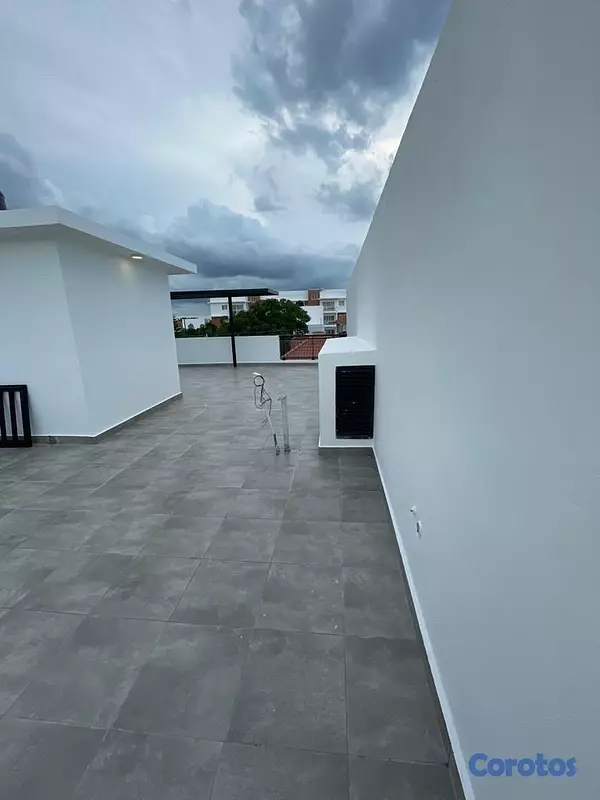 casas - venta de casa en la autopista de san isidro brisa oriental Santo Domingo este  10