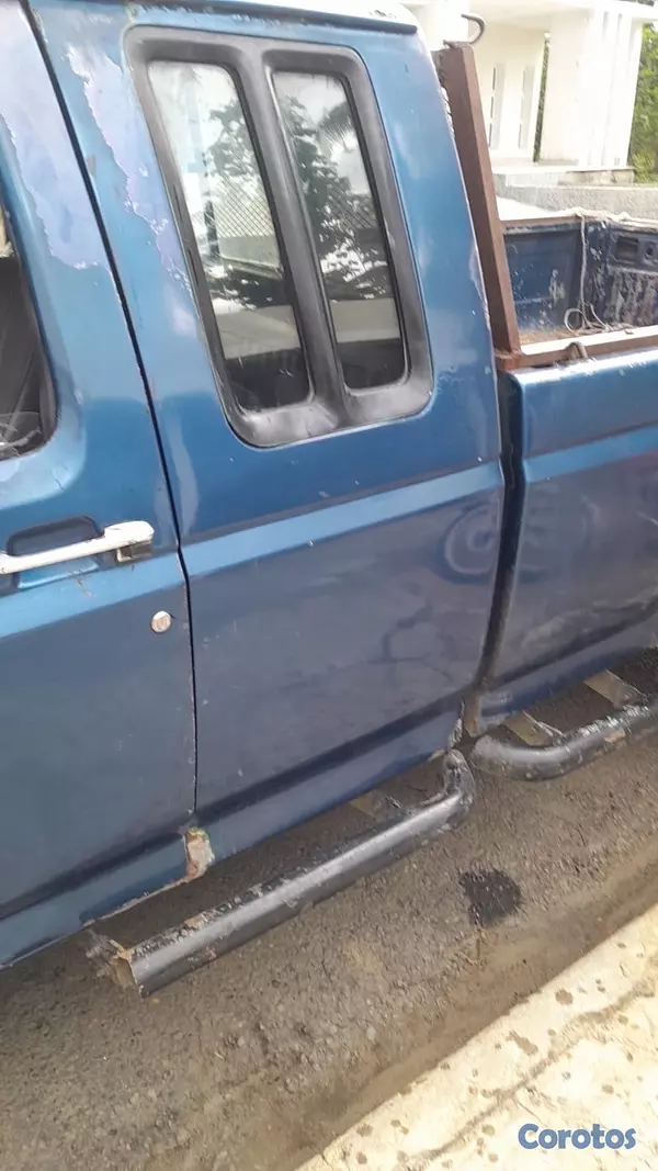 jeepetas y camionetas - Ford 350 año 1990 en buen estado 4