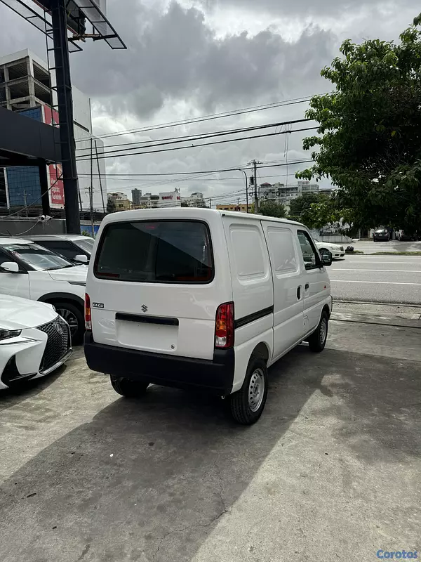 jeepetas y camionetas - Suzuki EECO 2026 0KM 6