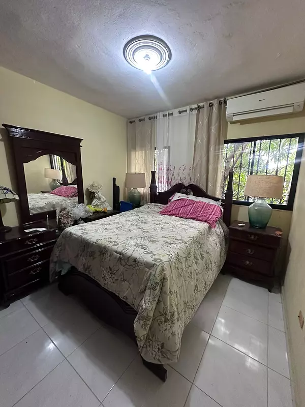 casas - Vendo casa en República de Colombia 8