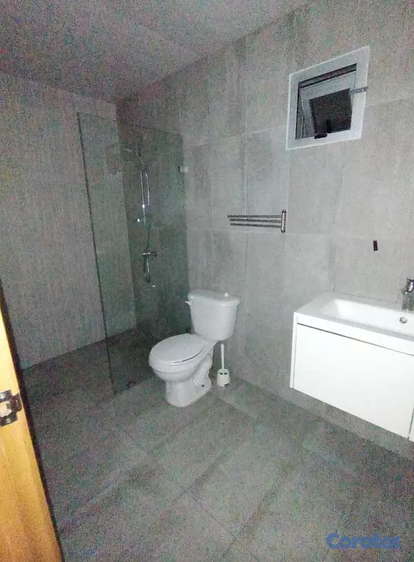 apartamentos - Practico Apt. en venta en Serralles, iluminado y v 15