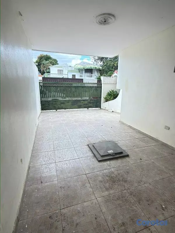 casas - Casa en Venta en Vista Hermosa – Santo Domingo Est 2