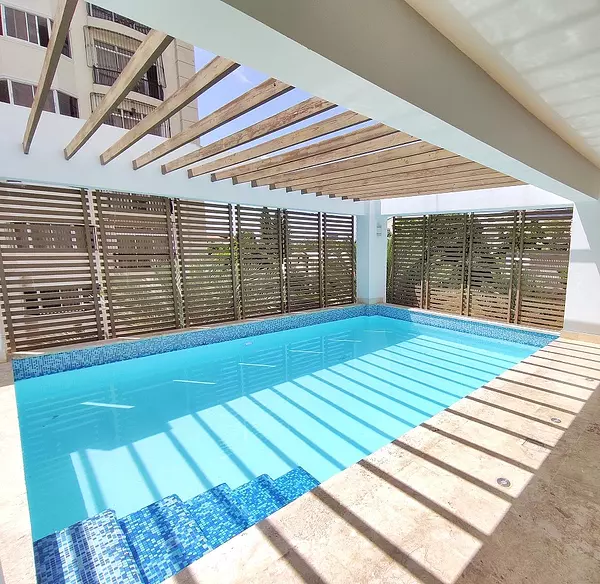 apartamentos - Lujoso apartamento de venta en La Esmeralda 1