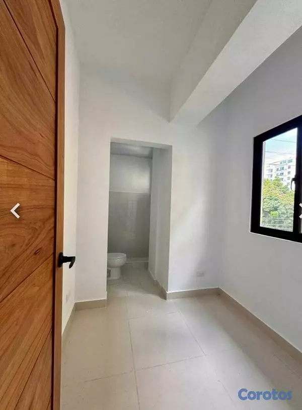 apartamentos - Moderno apartamento 3 hab. con balcón — 151 m² | M 7