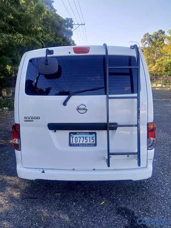 otros vehiculos - Nissan Vannette  2011 5