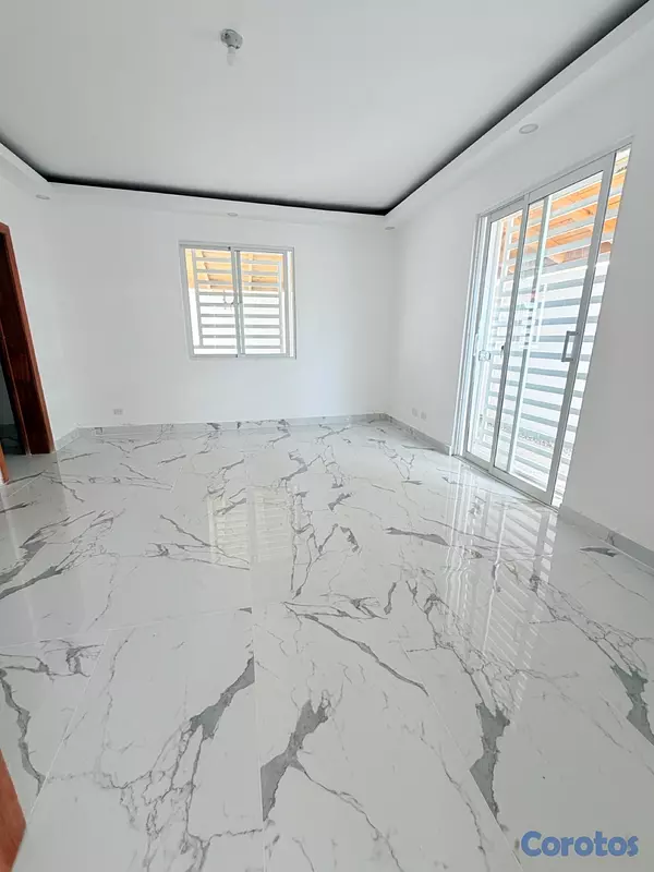apartamentos - venta de apartamento de 190mts primer piso con patio en autopista de san isidro  3