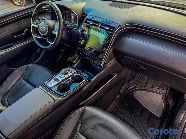 jeepetas y camionetas - HYUNDAI TUCSON 2022 4