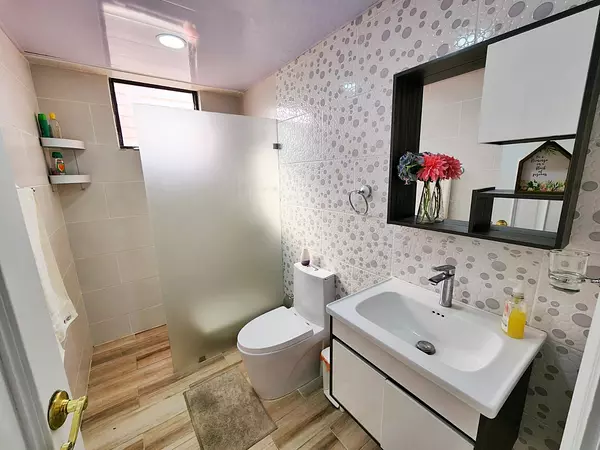 apartamentos - ¡¡Apartamento DE OPORTUNIDAD!! En Naco, Con terraza USD$265,000

- 227mt2. 9