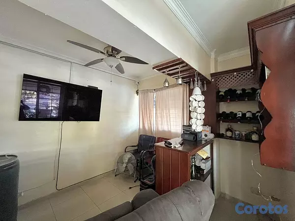 apartamentos - APARTAMENTO EN VENTA 2DO NIVEL CON TERRAZA – RENAC 16