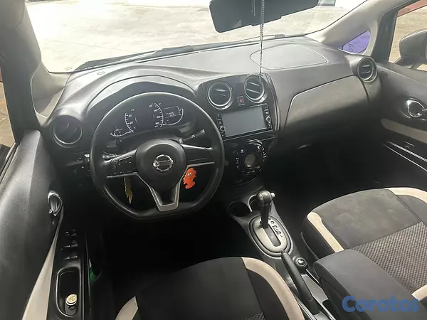 carros - vendo este precioso Nissan note 2018 super economico el ful camara 36 con sensor 7
