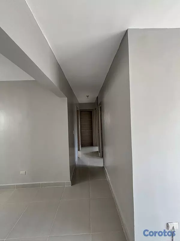 apartamentos - ALQUILO APARTAMENTO EN LOS RIELES DE GURABO, SANTI 8