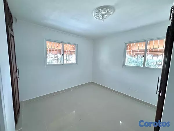 apartamentos - venta de apartamento de 126mts en Alma Rosa primera Santo Domingo este 4to piso  3