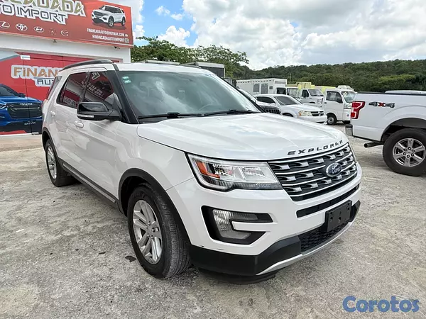 jeepetas y camionetas - Ford Explorer XLT 2017 ecoboost  4