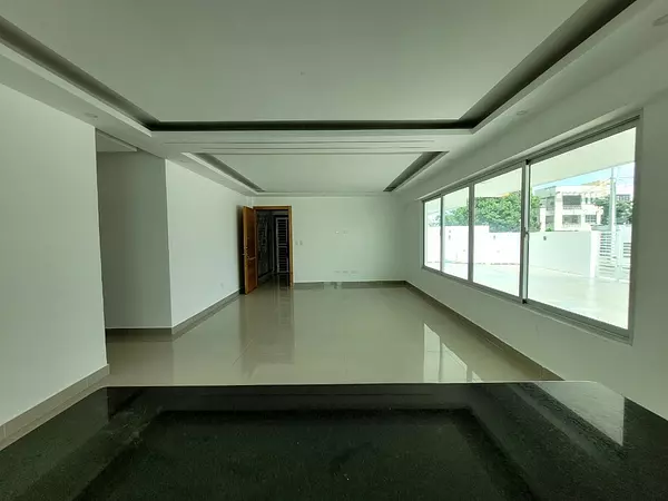 apartamentos - Apartamento terminado, grande y bonito, con patio (H.C) 5