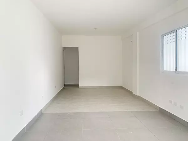 oficinas y locales comerciales - Local céntrico en los Prados 2