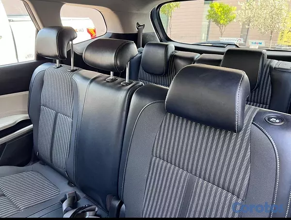 jeepetas y camionetas - Kia carens 2023 de la casa 1.5 dohc 4