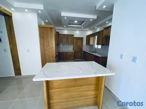 casas - 🏡 Casa Moderna y Espaciosa en Torre Alta –  7