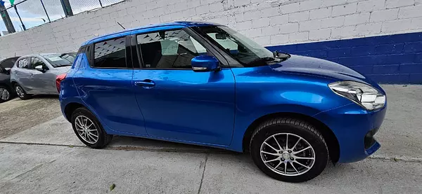 carros - SUZUKI SWIFT  4