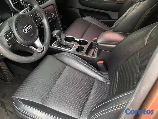 jeepetas y camionetas - KIA SPORTAGE  LX 2017 6
