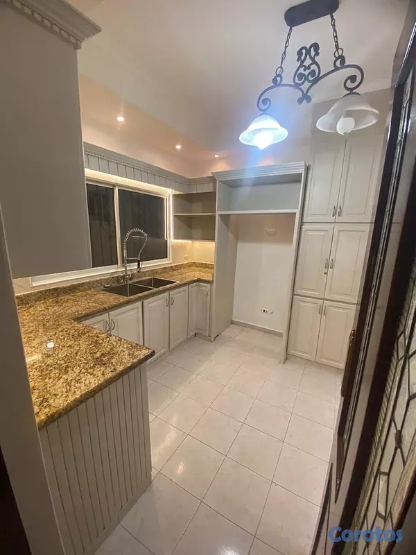 apartamentos - Venta de Espectacular penthouse de 378 m², de Dos Niveles – Bella Vista Sur 3