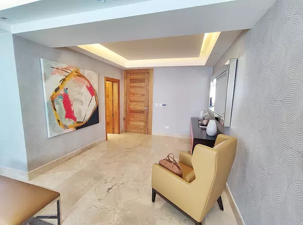apartamentos - Lujoso apartamento de venta en La Esmeralda 2