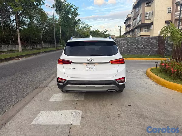 jeepetas y camionetas - Hyundai Santa Fe LIMITED , 2020 , 56 MIL MILLAS , TECHO PANORAMICO. 3