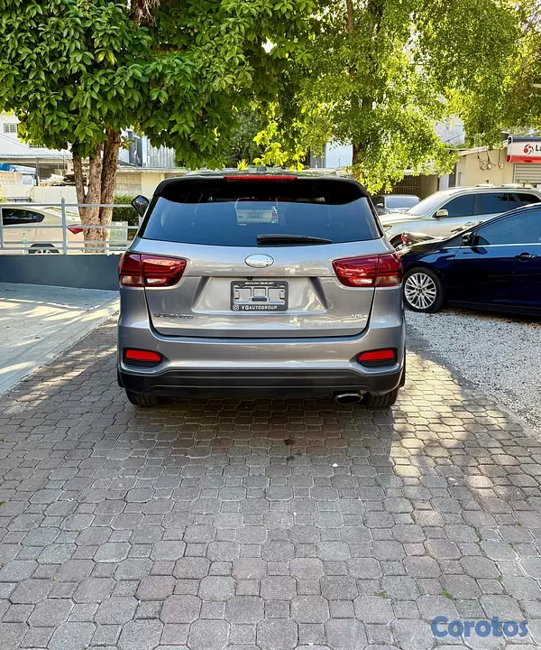 jeepetas y camionetas - Kia Sorento Lx 2020
Clean Carfax 6
